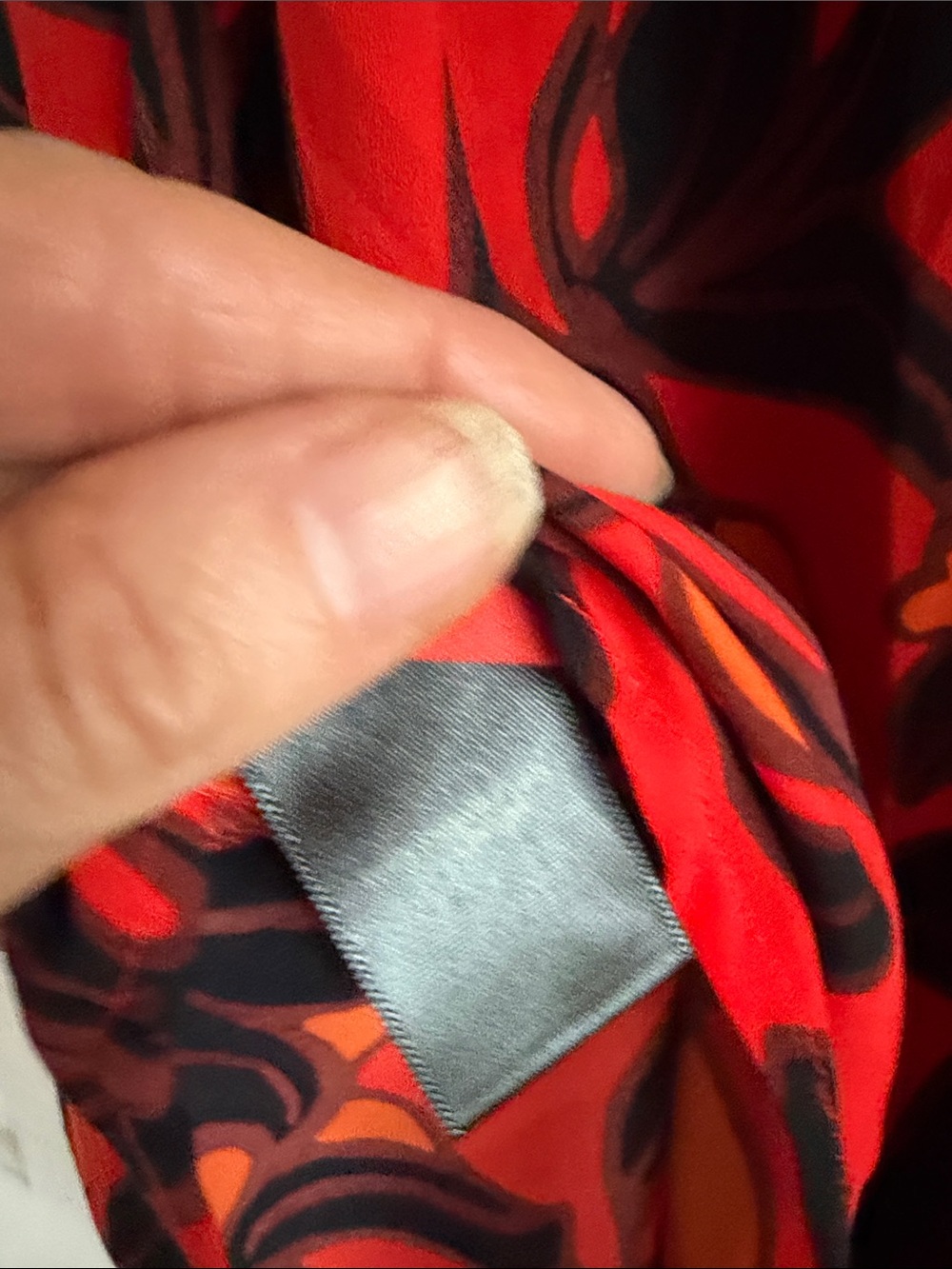 Ann Taylor Red, Black & Orange Floral-Print Long Sleeve Blouse size SP - Picture 4 of 7
